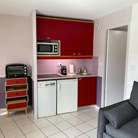 Apartment T2 Sur Golf Et Maa *